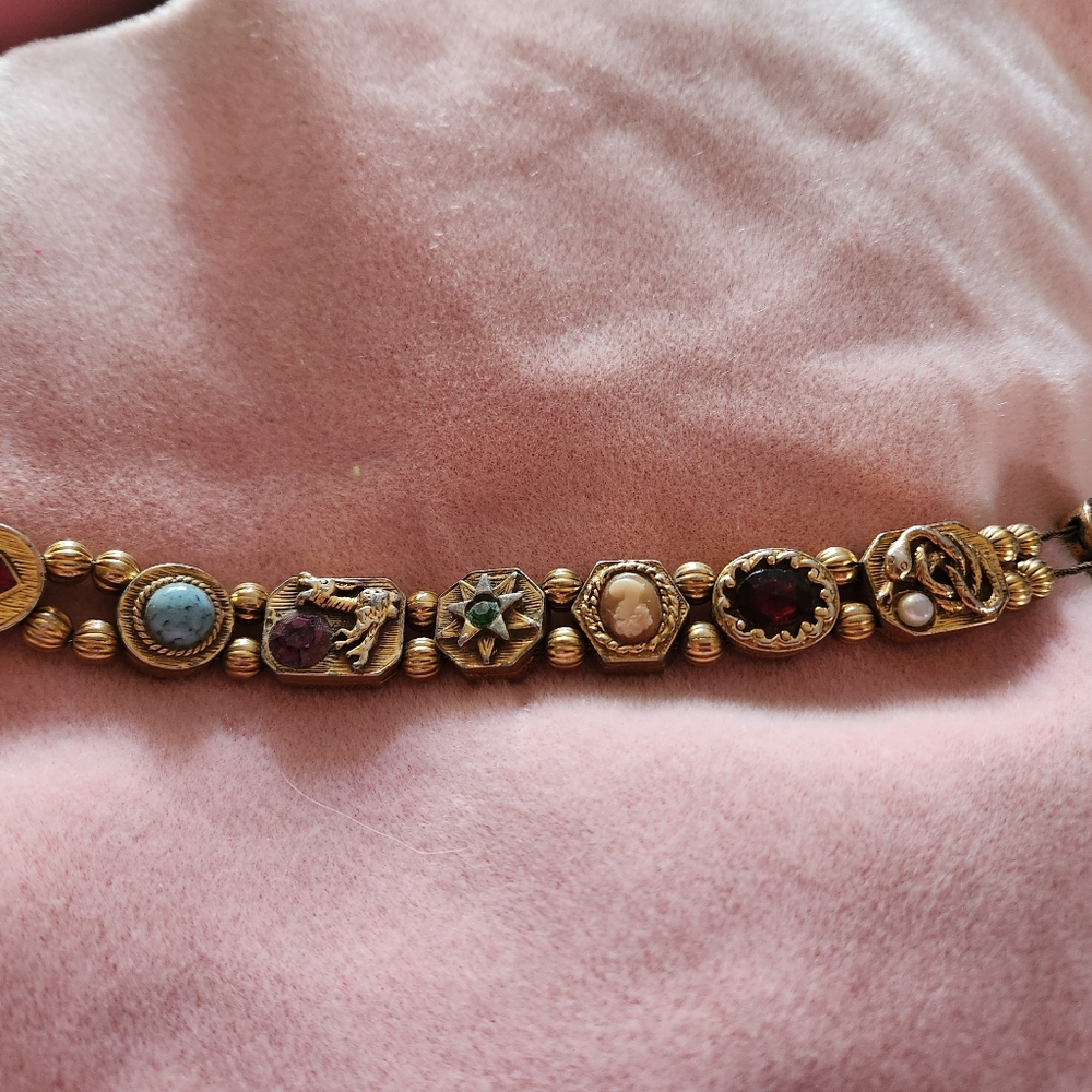 Vintage Goldette NY charm bracelet